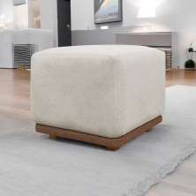 Puff Decorativo Quadrado Para Sala Quarto Penteadeira Dalilla Bege