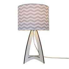 Abajur Base Madeira e Cúpula Chevron Cinza e Branco