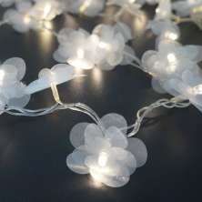 Cordão de Luz - Luz de Fada Florzinha Organza Branca à Pilha 20 Leds