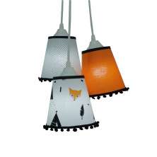 Lustre Pendente Bebê Raposinha Tecidos Branco, Laranja e Preto com Pompons