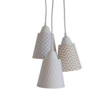 Lustre Pendente Luminária Cacho Estampas em Tons de Bege