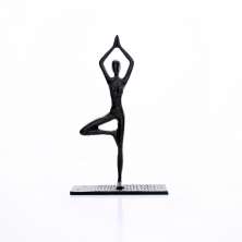 Escultura Decorativa em Metal Preto Yoga 20x12 cm - D'Rossi