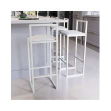 Jogo 3 Banqueta Alta Balcão Bistrô Industrial Branca Assento Estofado Branco