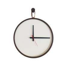 Relógio Round Corten Alça Caramelo Mostrador Branco Ponteiro Preto 30 cm