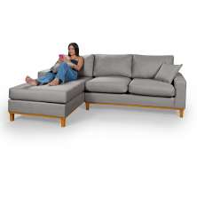 Sofá Living Amsterdã Com Chaise 3 Lugares Revestido Linho Base em Madeira