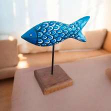 Escultura de Peixe em Madeira