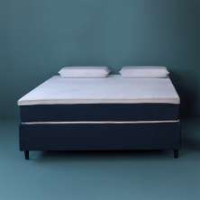 Cama Box King com Colchão Mola Ensacada Guldi Macio e 2 Travesseiros Guldi Nasa Viscoelástico Azul e Branca