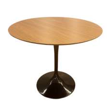Mesa Apoio Tulipa Saarinen Redonda 65 cm - Freijó