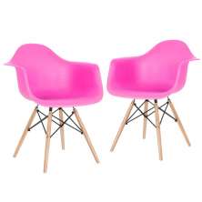 Kit 2 cadeiras Charles Eames Eiffel DAW com braços e pés de madeira clara Rosa-pink
