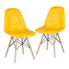 Kit 2 cadeiras estofadas Charles Eames Eiffel Botonê com pés de madeira clara Amarelo