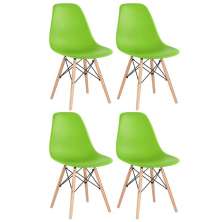 Kit 4 cadeiras Charles Eames Eiffel DSW com pés de madeira clara Verde claro