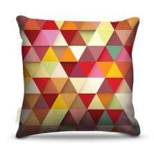Almofada 45 x 45cm  Nerderia e Lojaria triangles laranja colorido