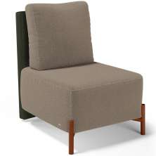 Poltrona Decorativa Sala Estar Living Pés Madeira Hungria L02 Couríssimo Verde Bouclê Bege - Lyam