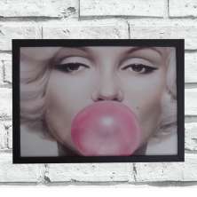 Quadro Decorativo Metal Marilyn Chiclete Cor Preto 30x40x2cm