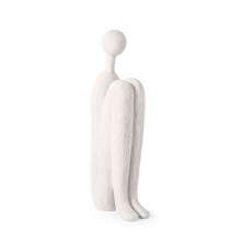 Escultura Decorativa Homem Sentado Off White