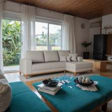 Sofá 4 Lugares Eldrin com Chaise Direito Linho Cru 250 cm