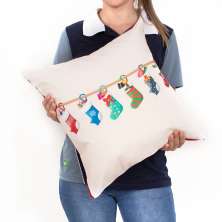 Almofada de Natal de Suede 40cm x 40cm Estampada Meias na Lareira com Refil de Silicone