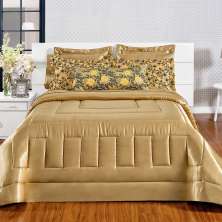 Kit Edredom Casal Padrão Cetim Dourado Estampado 7 Peças 2,40m x 2,60m