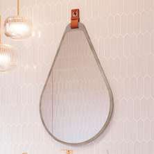 Espelho Decorativo Gota 50x76cm Cimento
