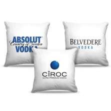 Combo de almofadas 45 x 45 cm (3und.) Nerderia e Lojaria vodkas branco colorido