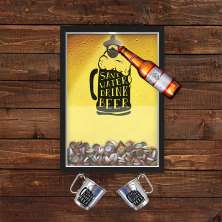 Quadro Caixa Com Abridor De Garrafas E Porta Tampinha Cerveja Com Pendurador Para As  2 Canecas.