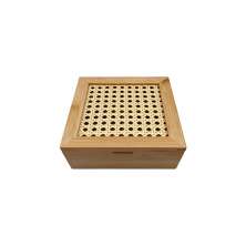 Caixa Decorativa com Palhinha 4 Nichos Oikos Natural