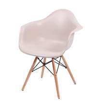 Cadeira Eames DAW - Fendi