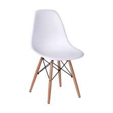 Cadeira Eames II Base Madeira e Branca