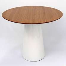 Mesa de Jantar Cone 80 cm - Freijó