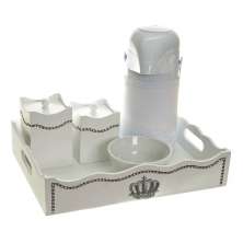 Kit Higiene Com Capa Fantasia Strass E Coroa Quarto Bebê