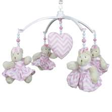 Móbile Musical Ursinha Rosa Chevron e Coração Quarto Bebê Infantil Menina