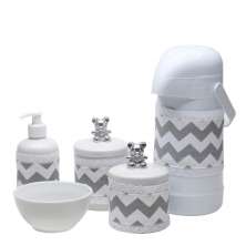 Potes, Garrafa, Molhadeira e Porta Álcool-Gel Com Capa Ursinho Prata Quarto Bebê Infantil