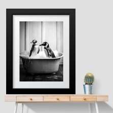 Quadro Grande Banheiro Pinguins- 60x48cm