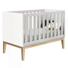 Berço Mini Cama Classic Branco Fosco com Pés Madeira Natural - Reller Móveis