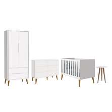 Dormitório Completo Infantil Theo 2 Portas, Cômoda 6 Gavetas, Berço e Mesa de Canto Branco Fosco com Pés Amadeirado - Reller Móveis