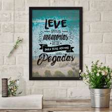 Quadro Decorativo com Moldura Pegadas Preto