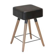Banqueta Baixa Estofada Allie Preto
