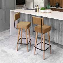 Kit 02 Banquetas Alta 70 Cm Barcelona Courissimo Amarula Pés de Madeira - SalaOne