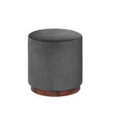 Puff Barcelona Decorativo Veludo Cinza Chumbo e Base Madeira