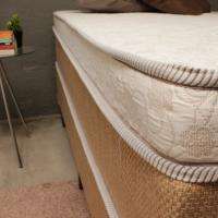 Conjunto Cama Queen Baú com Colchão 1,58 x 1,98 cm