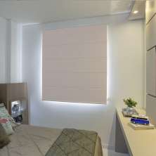 Persiana Romana (2,40Lar. x 1,80Alt.) Tecido Blackout Rosa