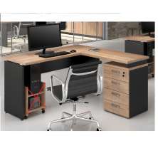 Mesa Diretor em L Web30 1,50x1,50 c/ Gaveteiro - Calvi/Preto