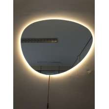 Espelho orgânico decorativo iluminado com led quente 60x80cm